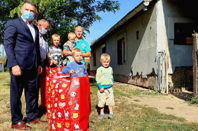 Porodici Perc-Op dostavljena obećana pomoć